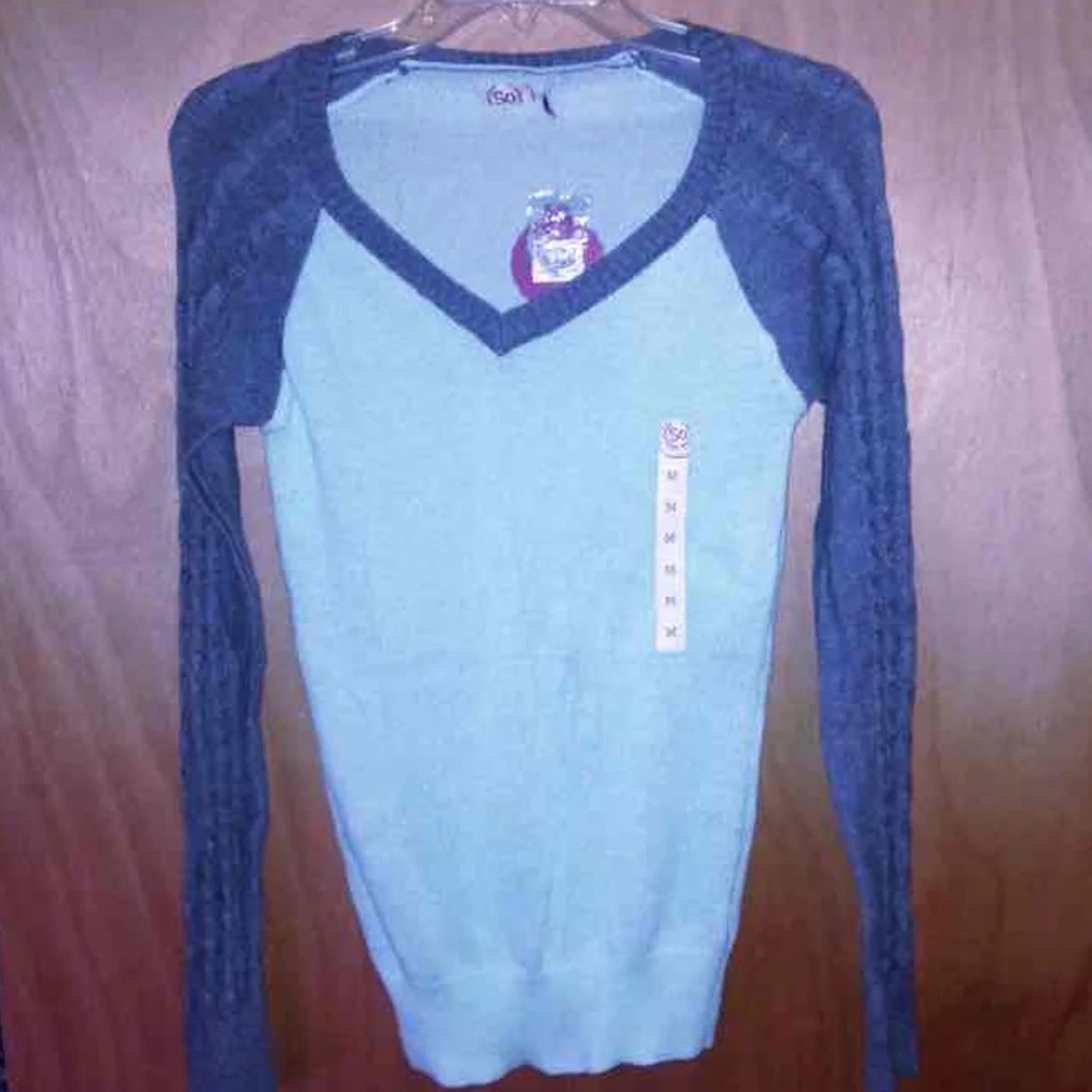 NWT SO Juniors Colorblock Sweater Size M (8/10)